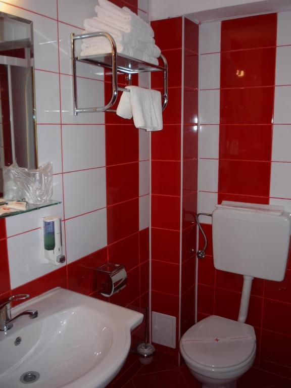 Hotel Sud Giurgiu Bagian luar foto