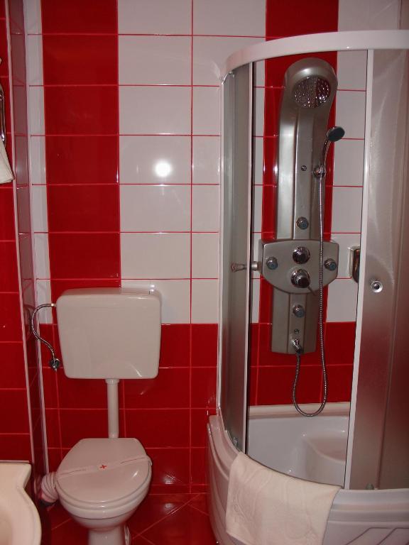 Hotel Sud Giurgiu Bagian luar foto